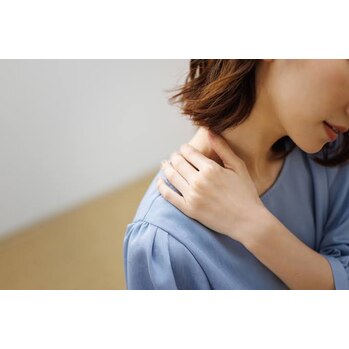 肩こりの原因は胸筋かも!?